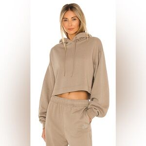 ALO Yoga Bae Hoodie in Gravel M